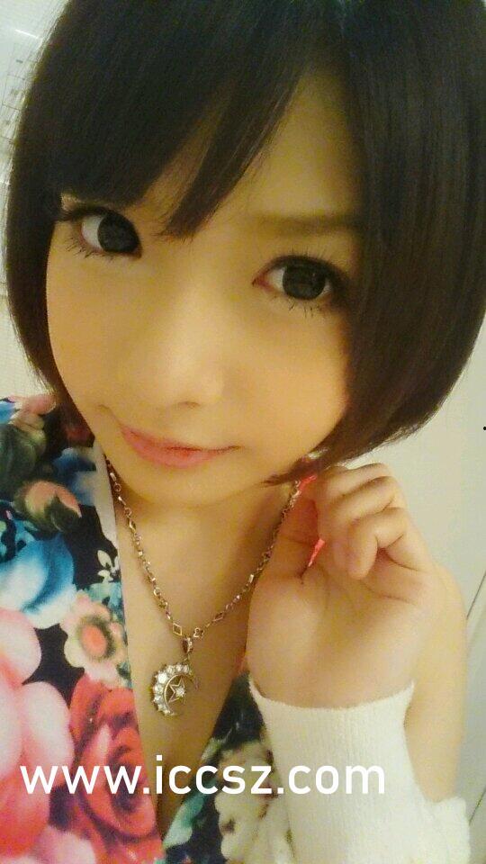 抖音宋慧乔吃瓜事件视频,揭秘明星幕后生活片段