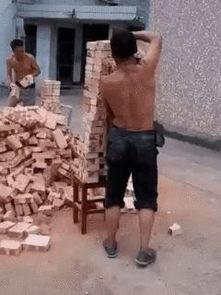 搬砖吃瓜搞笑视频,笑料横生的工地日常