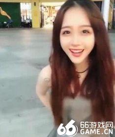 抖音06年女孩吃瓜视频,揭秘网络时代的青春记忆