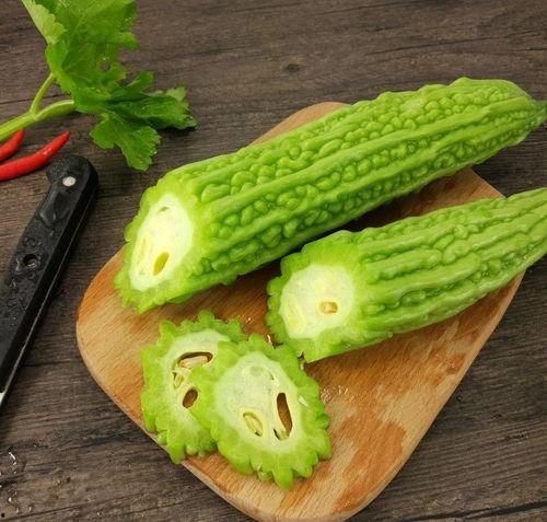 佛手瓜能粘糖吃嘛视频,甜蜜诱惑，糖粘佛手瓜的美味探索