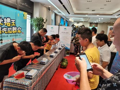 武汉展会吃瓜群众事件视频,现场冲突与网络热议