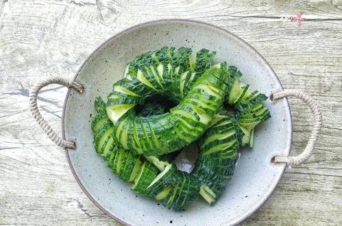 吃五月瓜视频教程大全,轻松掌握瓜类美食制作技巧