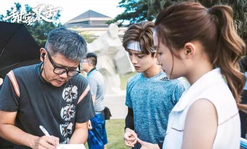 吃瓜少女萌甜蜜暴击视频