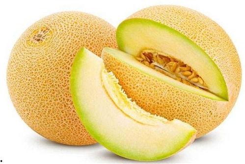 搞笑视频女人吃哈密瓜,女子挑战吃瓜大赛，笑料百出！