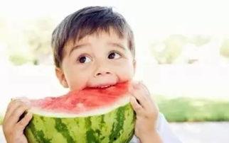 扔东西吃瓜视频,揭秘网络扔东西吃瓜视频的流行现象