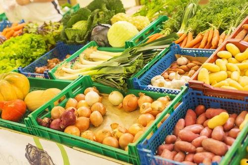 在菜市场吃瓜视频怎么拍,捕捉市井生活的趣味瞬间