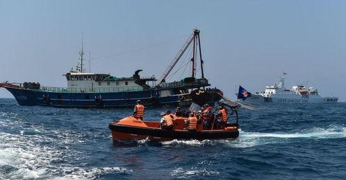 军演渔船吃瓜视频,海上实弹演习引发民众热议