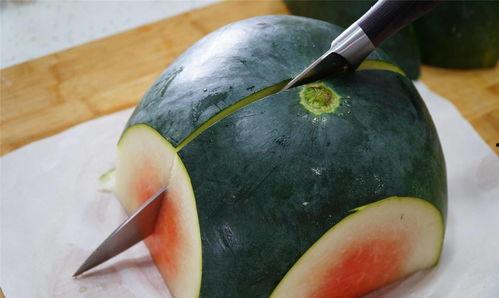 一分多钟的视频吃瓜,揭秘一分多钟视频中的吃瓜盛宴