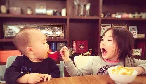 吃瓜姐弟博主视频下载,下载攻略大公开