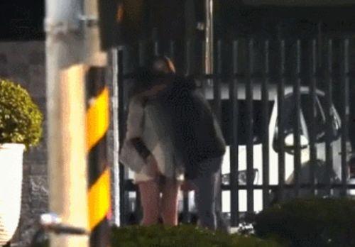 刚开始吃瓜视频,从娱乐到社交的跨界之旅