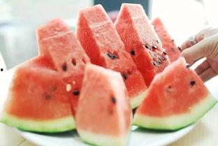 户县吃瓜事件视频,一场引发热议的网络风波